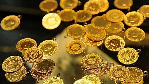 Altın yatırımcıları dikkat! Bayram sonrası piyasalarda neler olacak? İşte yıl sonu tahmini...
