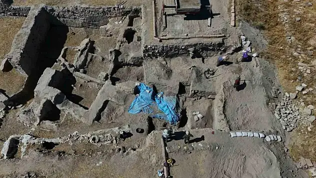 Anadolu'da 4 bin 500 yıl önce meyveler kurutularak yenmiş