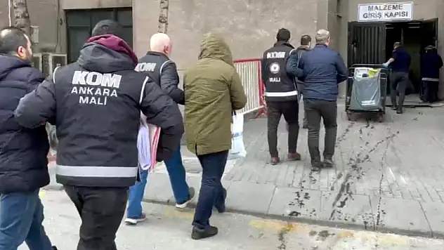Ankara merkezli FETÖ operasyonu: 6 gözaltı