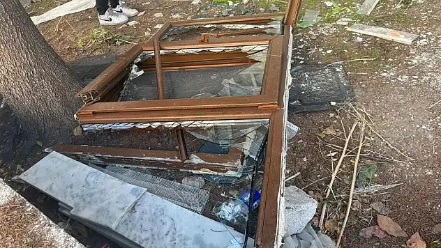 Ankara'da doğal gaz borusu kesilen dairede patlama