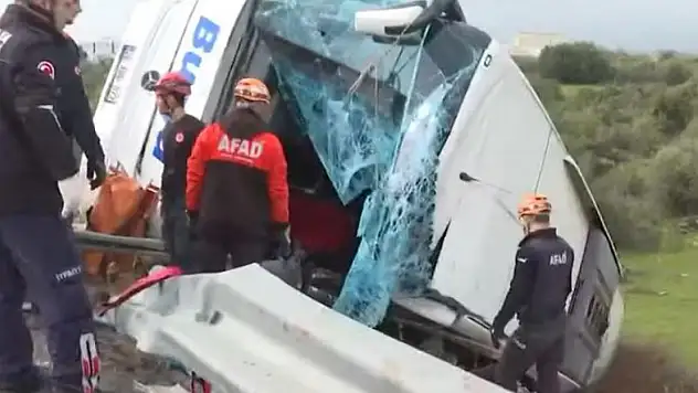 Antalya'da otobüs devrildi: 8 ölü, 26 yaralı