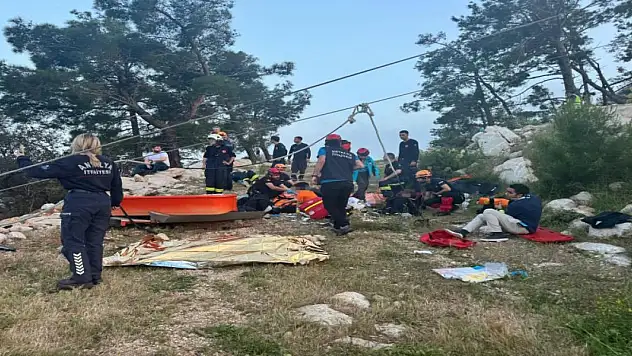 Antalya'da teleferikte mahsur kalan kişiler kurtarıldı mı? Açıklama geldi