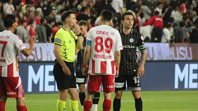 Antalyaspor - Konyaspor maçının VAR konuşmaları açıklandı
