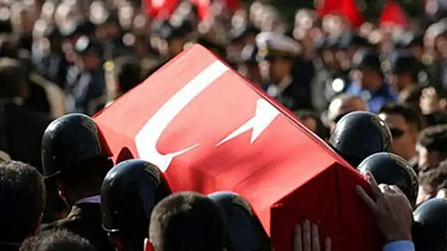 Araç kazasında 1 askerimiz şehit oldu