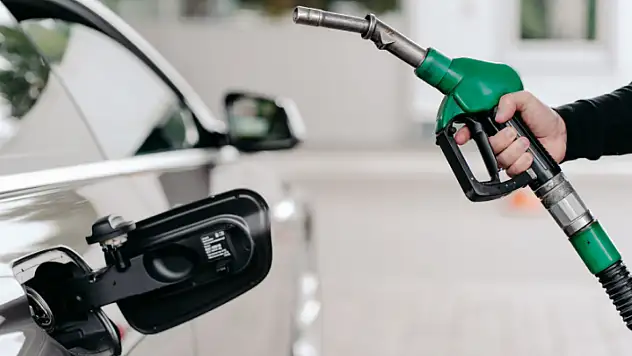 Araç sahiplerini üzecek haber: Benzine zam kapıda!