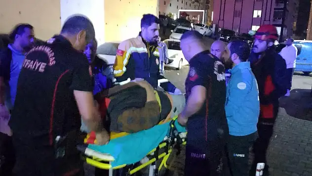 Asansör 9 kat aşağı düştü: 5 yaralı