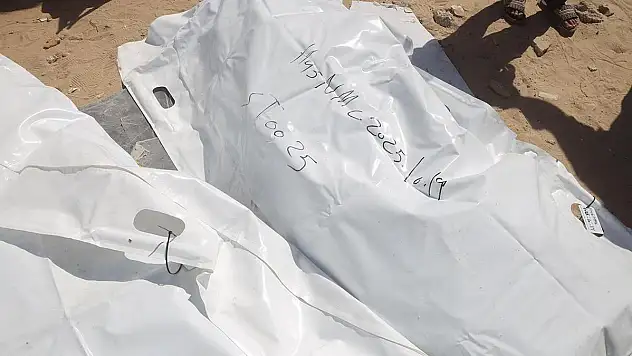 Ateşkesten bu yana enkaz altından 280 Filistinlinin naaşı çıkarıldı