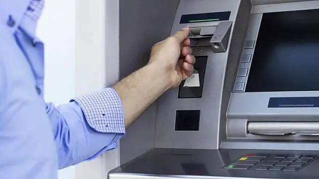 ATM'lerde yeni dönem resmen başladı. 37 yıl sonra 81 ilde  bir ilk yaşandı