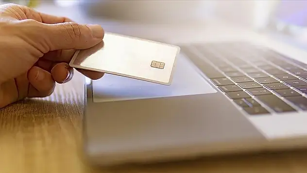 Babalar Günü e-ticaret satışlarını artırdı