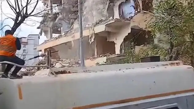 Bağcılar'da Ölümün Kıyısından Dönüldü