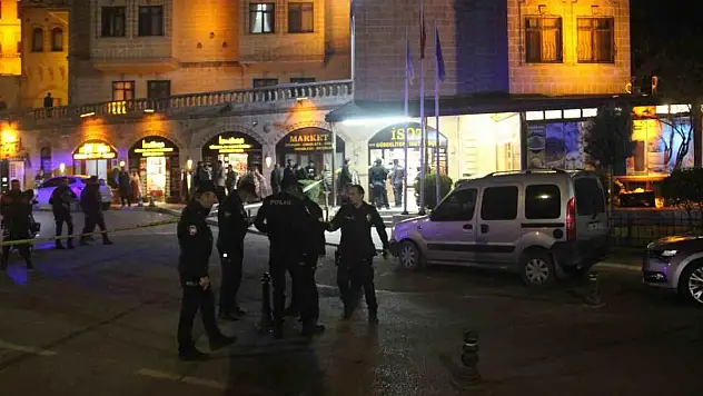 Baharatçı dükkanına silahlı saldırı: 1 ağır yaralı
