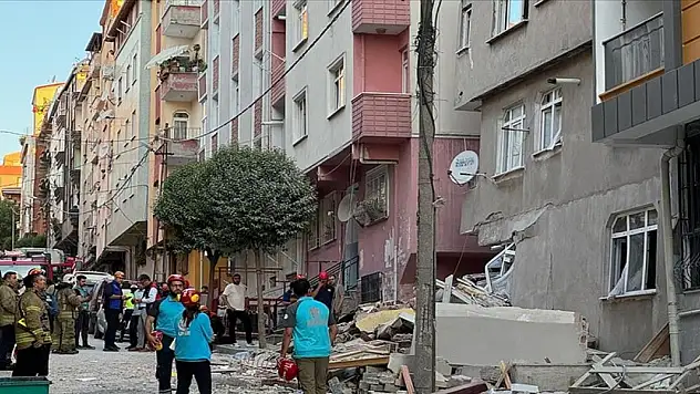 Bahçelievler'de 4 katlı bina çöktü