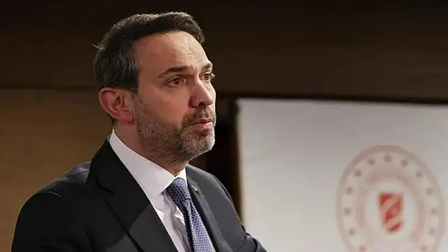 Bakan Bayraktar: LNG anlaşması için Exxon Mobil ile görüşüyoruz