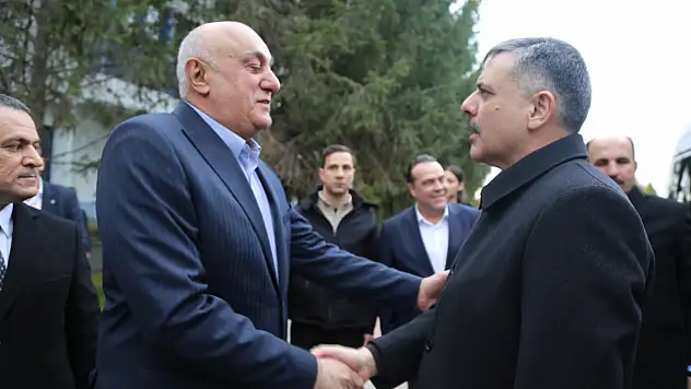 Bakan Çiftçi, Çumra Şeker Fabrikası'nı ziyaret etti