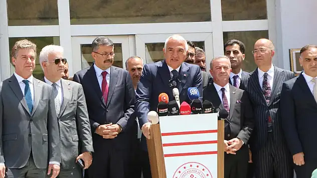Bakan Ersoy: Terörsüz Türkiye ülkemizin önüne yepyeni kapılar açacak