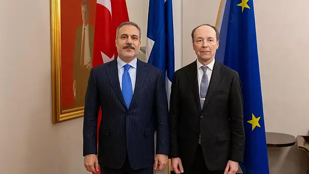 Bakan Fidan, Fin Parlamentosu Başkanı Halla-aho ile görüştü