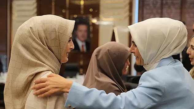 Bakan Göktaş '8 Mart Dünya Kadınlar Günü'nü kutladı!