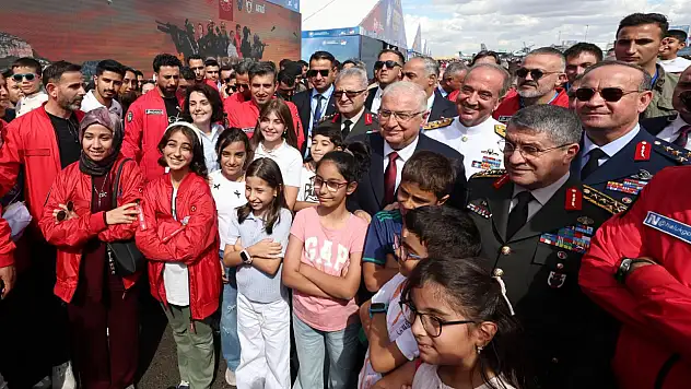 Bakan Güler, Azerbaycan programının ardından TEKNOFEST'e katıldı