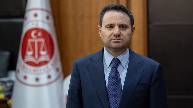 Bakan Gürlek: Bağış güveninin istismarına izin vermeyeceğiz