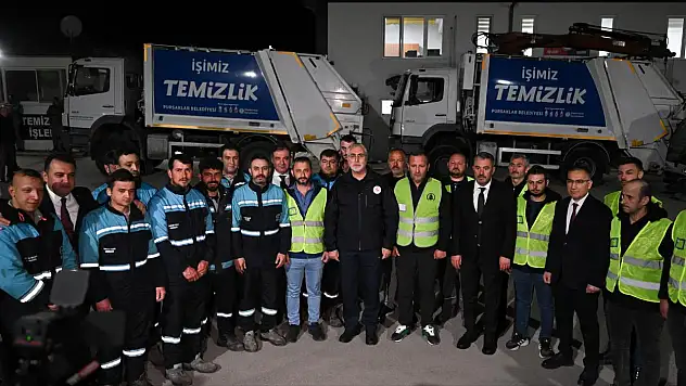 Bakan Işıkhan, 1 Mayıs'ı işçilerle karşıladı