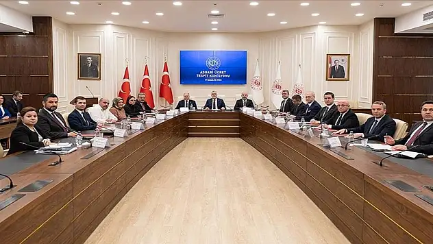 Bakan Işıkhan'dan asgari ücret açıklaması