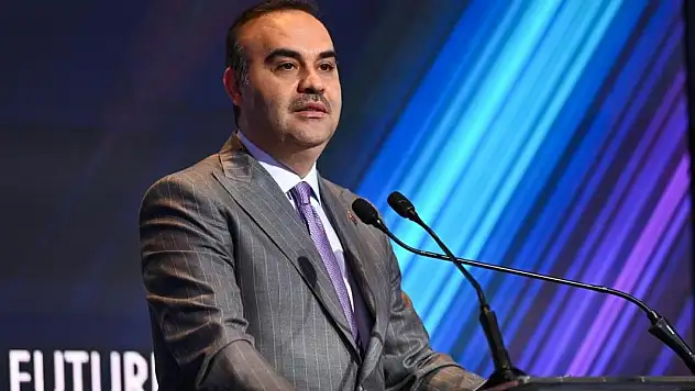 Bakan Kacır: 172 bin kadın araştırmacıya 21 milyar lira destek olduk
