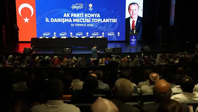 Bakan Kacır Konya'da açıkladı: Ay yıldızlı bayrağımız uzay aracımızla Ay'a erişecek!