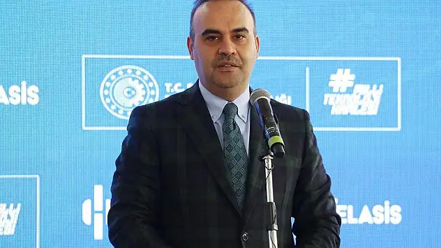 Bakan Kacır: Savunma sanayimizde 100 yıllık projeleri 22 yıla sığdırdık