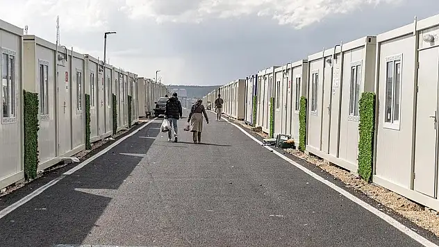 Bakan Kurum: Kasım ayında tüm konteyner kentler kaldırılacak