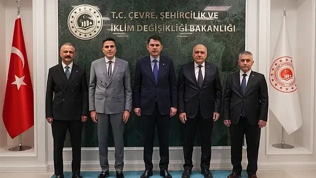 Bakan Kurum, Süleyman Acar ile AK Parti ve MHP ilçe başkanlarını ağırladı