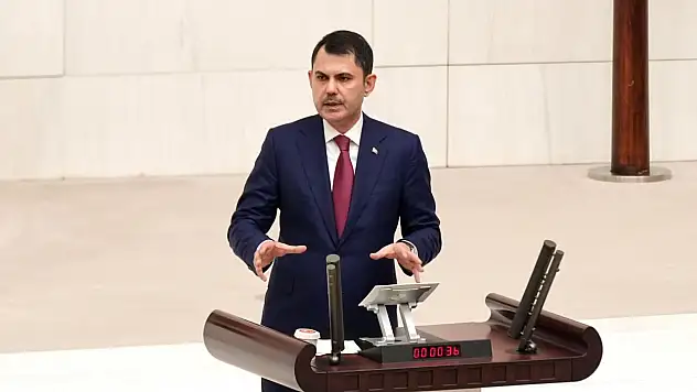 Bakan Kurum: Türkiye, asrın felaketini, asrın destanına dönüştürmüştür