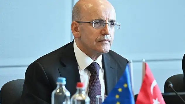 Bakan Şimşek: Uyguladığımız program yolunda gidiyor