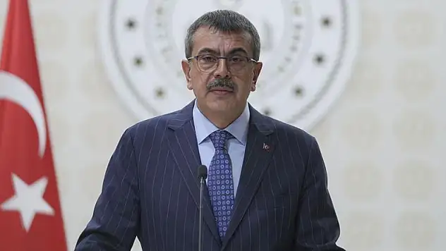 Bakan Tekin açıkladı: Ara tatili kaldırmadık