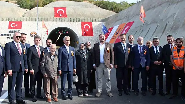 Bakan Uraloğlu: 'Badal Tüneli'nin kıymetini uzun yol şoförlerimiz bilir'