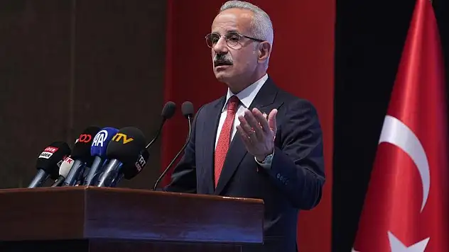 Bakan Uraloğlu: Ulaşım ağlarımız depremi hasarsız atlattı