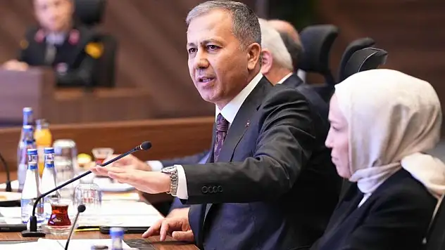 Bakan Yerlikaya: Bu yıl KADES'e gelen ihbar sayısı 1 milyon 420 bin