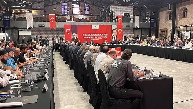 Bakan Yerlikaya Konya'da STK'larla buluştu!