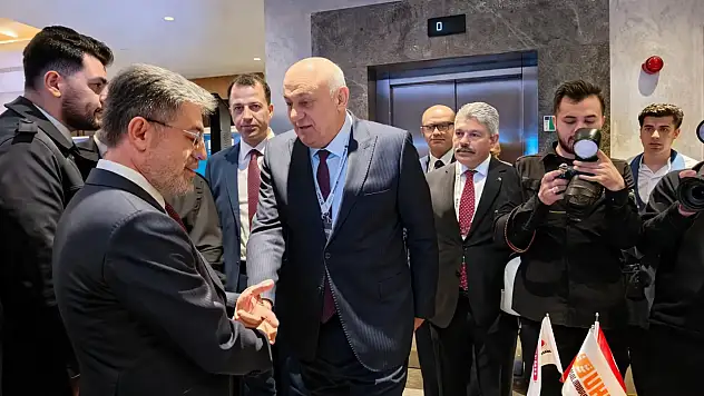 Erkoyuncu Bakan Yumaklı'ya söyledi: Boşa akan sular Konya Ovası'na aktarılsın