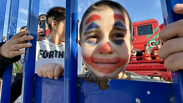 Bakanlıktan yüz boyalarına uyarı geldi