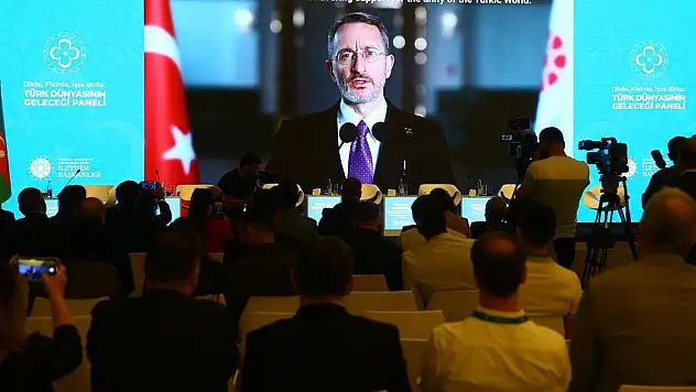 Bakü'de 'Türk Dünyasının Geleceği' paneli
