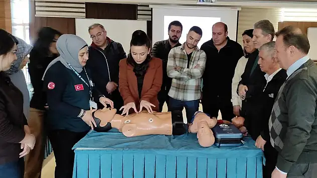 Basın Mensuplarına İlk Yardım Eğitimi Konya'da Başladı