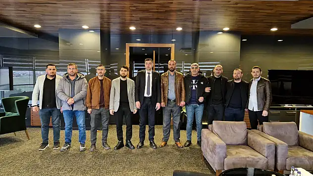 Başkan adayı Kemal Tekin, önemli temaslarda bulundu