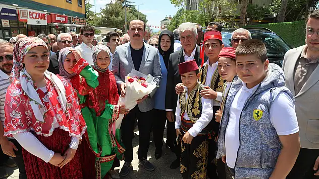 Başkan Altay'dan iki ilçeye çıkarma: Konya'da gönül köprüleri kuruluyor!