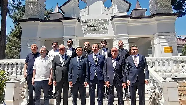Başkan Altay, Gönül Coğrafyasının Kalbi Semerkant'ta Temaslarda Bulundu
