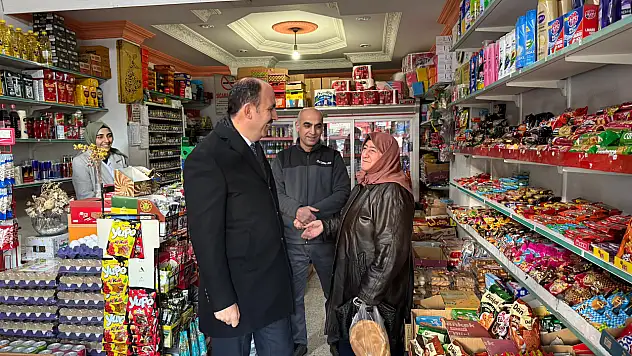 Başkan Altay iftar öncesi esnafı ziyaret etti
