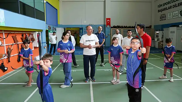 Başkan Kavuş, MEGA'da çocukların spor heyecanına ortak oldu!