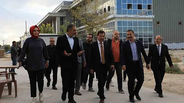 Başkan Kılca, Yaman'a Karatay'daki yatırımları anlattı