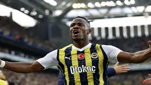 Batshuayi tarihe geçti