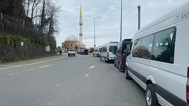 Bayram Coşkusu Sarp Sınır Kapısı'nda: 143 Bin Yolcu Geçti!