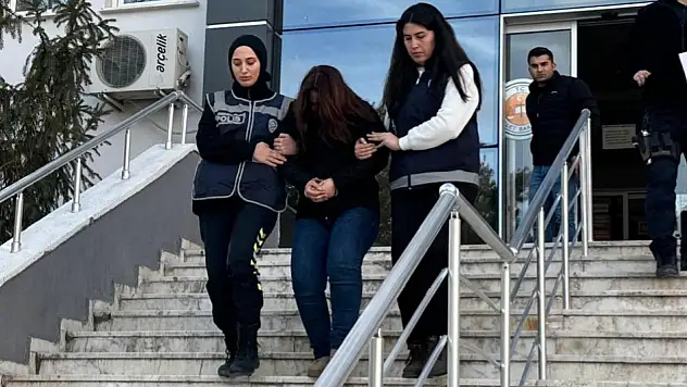 Bebeğe el kaldıran hemşire cezaevine gönderildi!